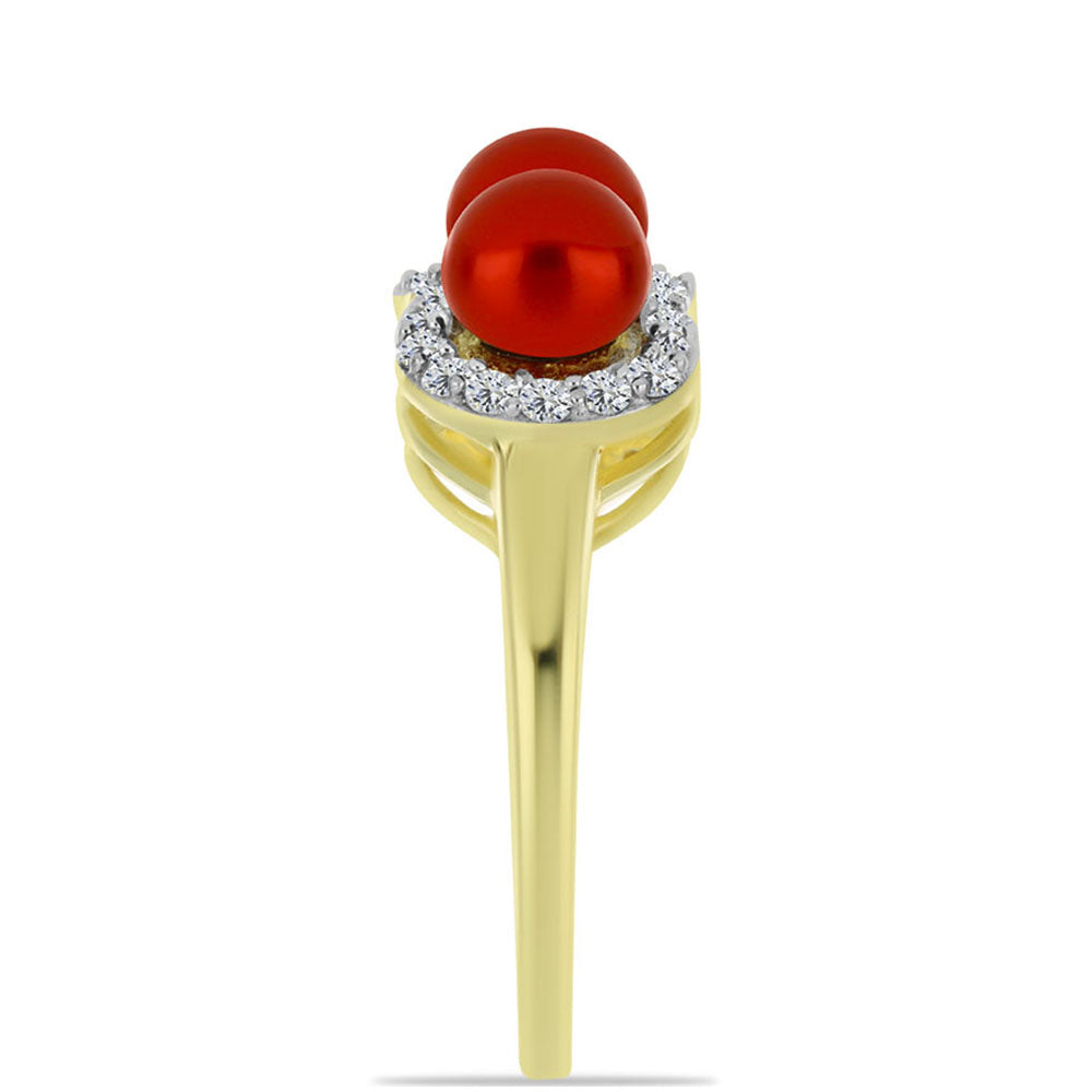 Anillo de Plata Bañada en Oro con Perla roja de río y Topacio Blanco
