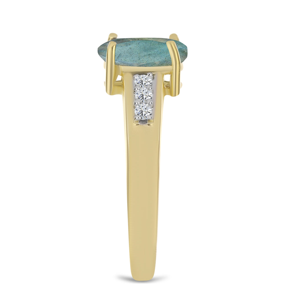Anillo de Plata Bañada en Oro con Labradorita y Topacio Blanco