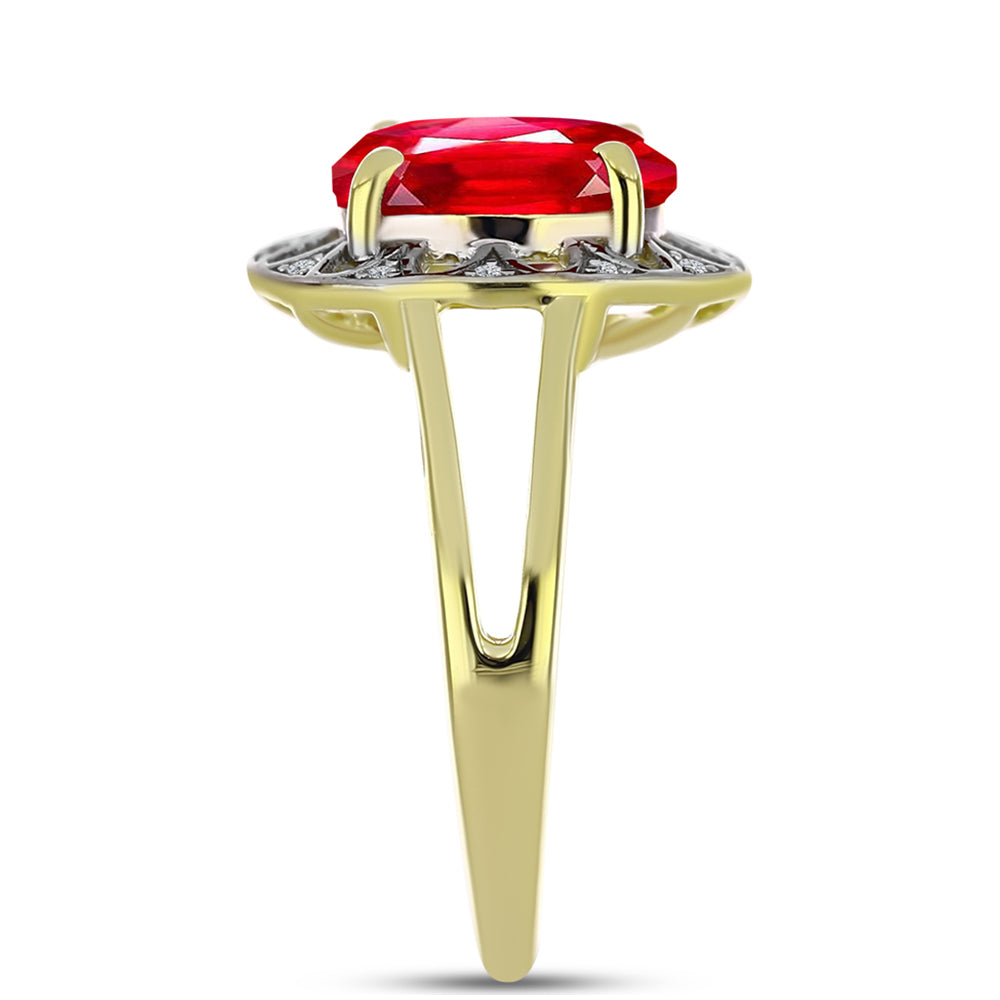 Anillo de Plata Bañada en Oro con Ágata Roja y Topacio Blanco