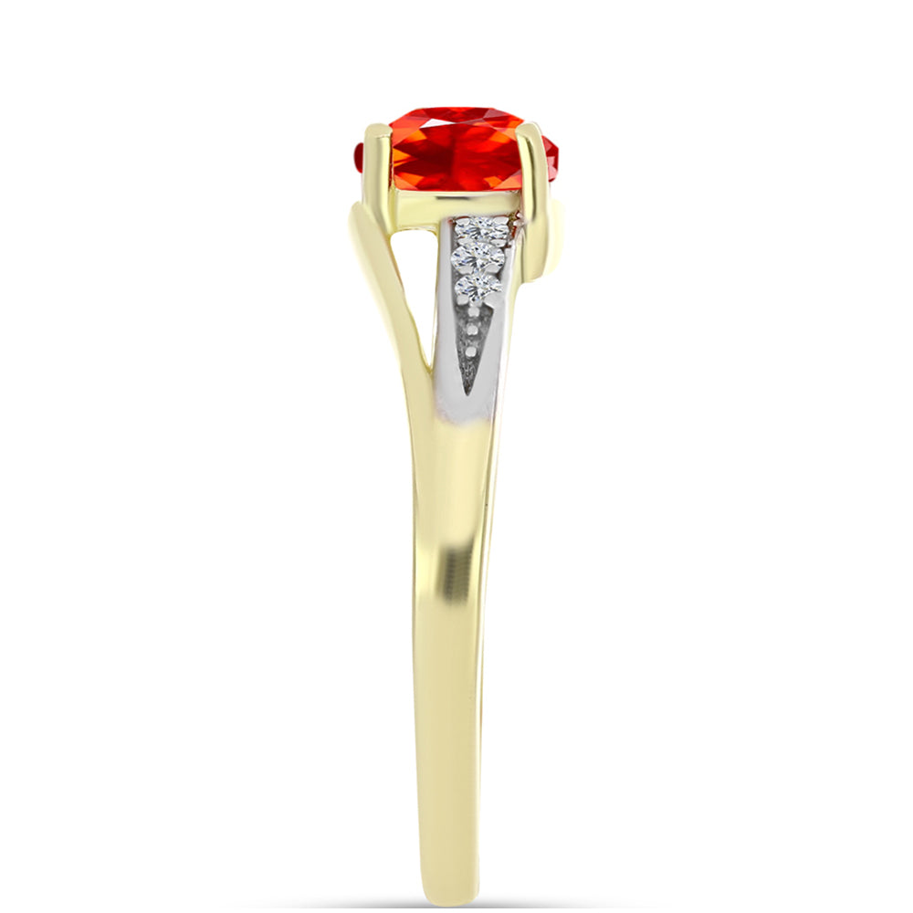 Anillo de Plata Bañada en Oro con Ópalo de Fuego de Lega Dembi y Topacio Blanco