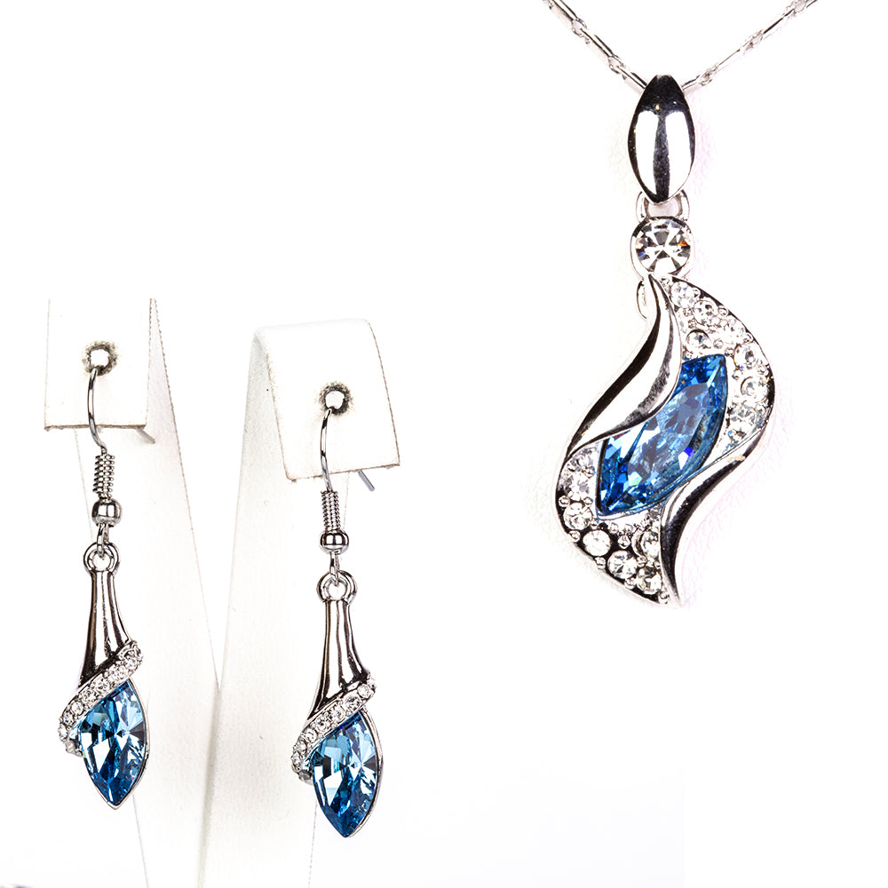 Conjunto de Aleación Bañado en Oro con Cristal Emporia® Azul ( Pendientes +Colgante )