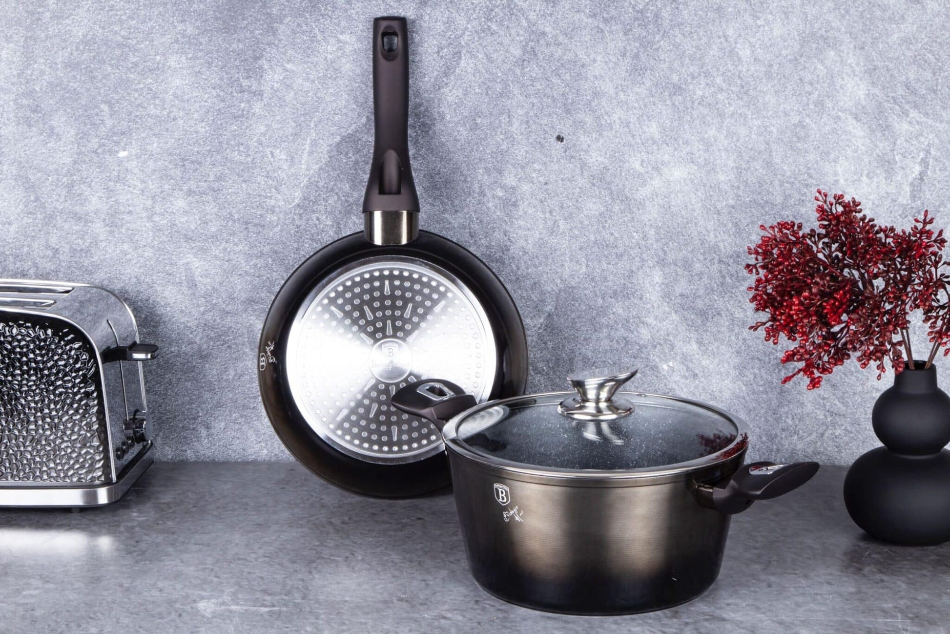 Batería de cocina de 5 piezas Berlinger Haus en la línea métalica brillante en negro 5 