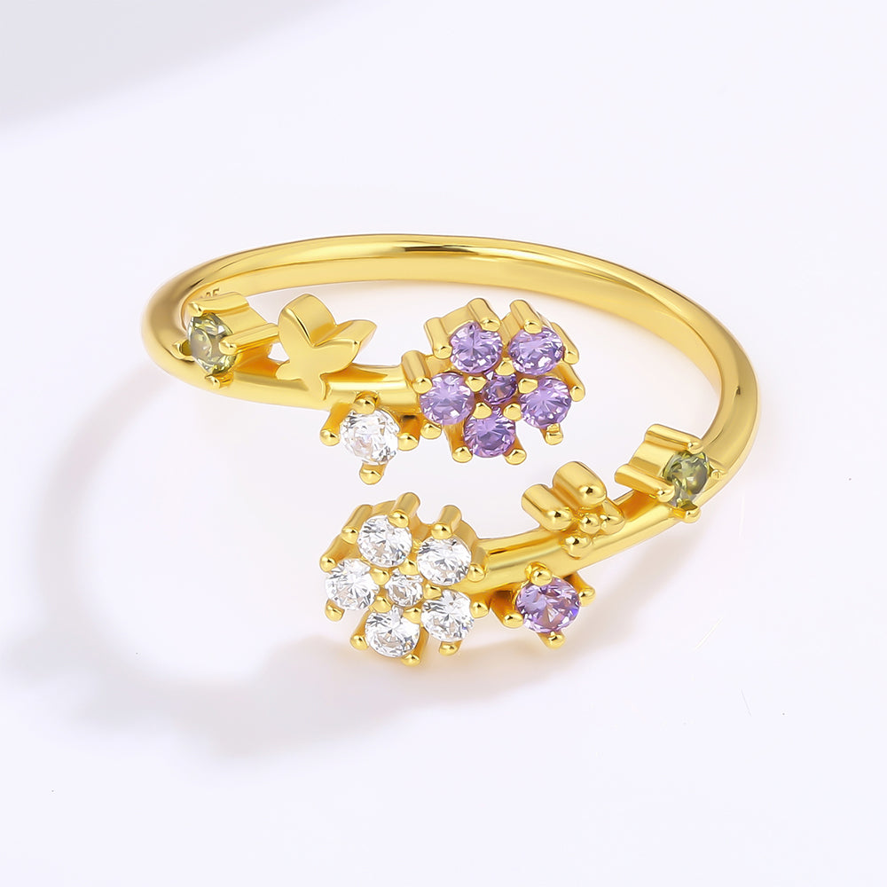 Anillo de Aleación Bañado en Oro con Cristal Emporia® Blanco y Cristal Emporia® Púrpura