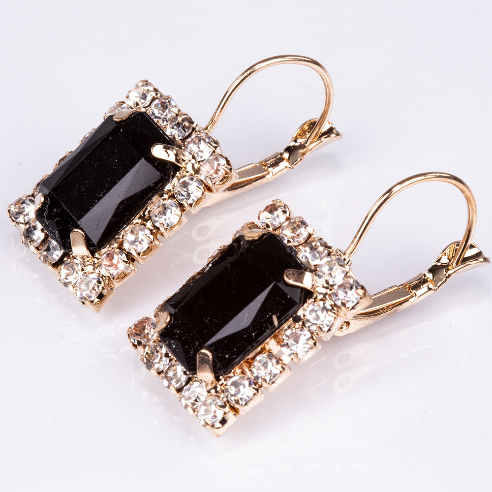 Conjunto de joyas Emporia de 5 piezas, de alta calidad y en tono dorado, presentado en una exclusiva caja de regalo con efecto piel (incluye reloj, pulsera, collar, pendientes y anillo, con cristales Emporia blancos y negros).