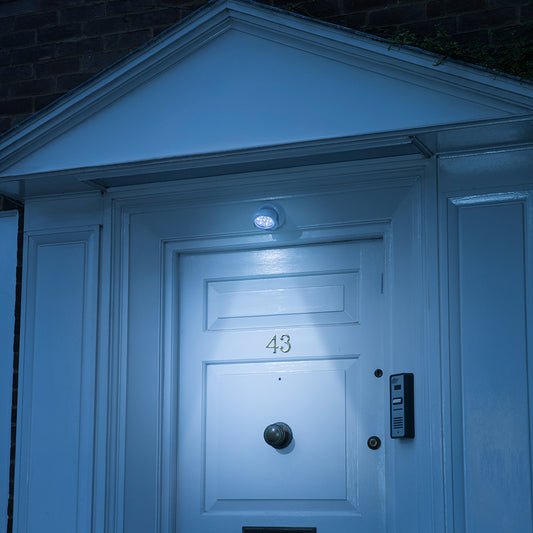 Luz con sensor Bright para interior y exterior