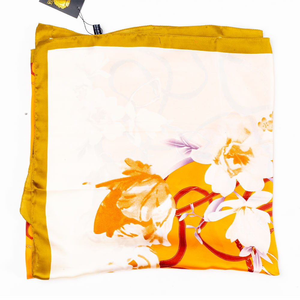 Bufanda abrazo floral, 85 x 180 cms, naranja, 100% seda vegana 2 