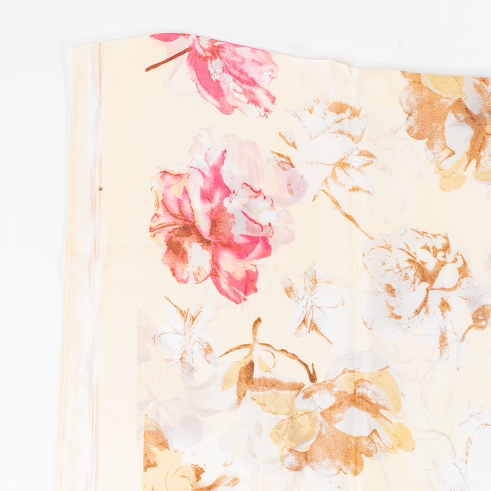 Bufanda floraciones y letras, 85 x 180 cms, blanco, 100% seda vegana