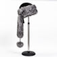 Gorro de invierno de piel sintética plateado con bufanda – talla única