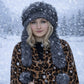 Gorro de invierno de piel sintética plateado con bufanda – talla única