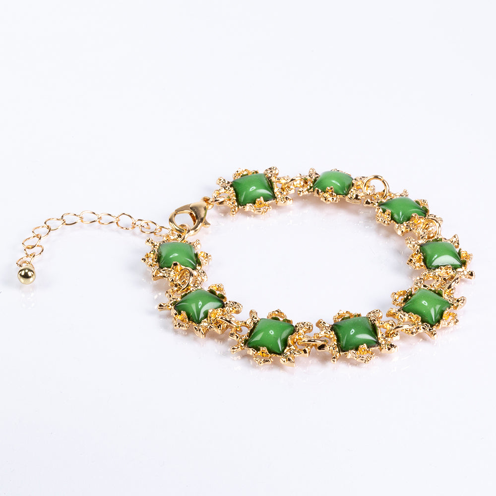 Conjunto de Aleación Bañado en Oro con Cristal Emporia® Verde y Cristal Emporia® Blanco ( Collar +Pendientes +Pulsera ) 4 