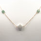 Collar de Aleación Bañado en Oro con Madreperla Blanca y Anenturina Verde
