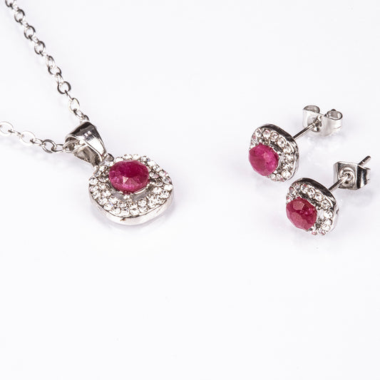 Conjunto de Aleación Bañado en Oro con Rubí y Cristal Emporia® Blanco ( Collar +Pendientes +Colgante )