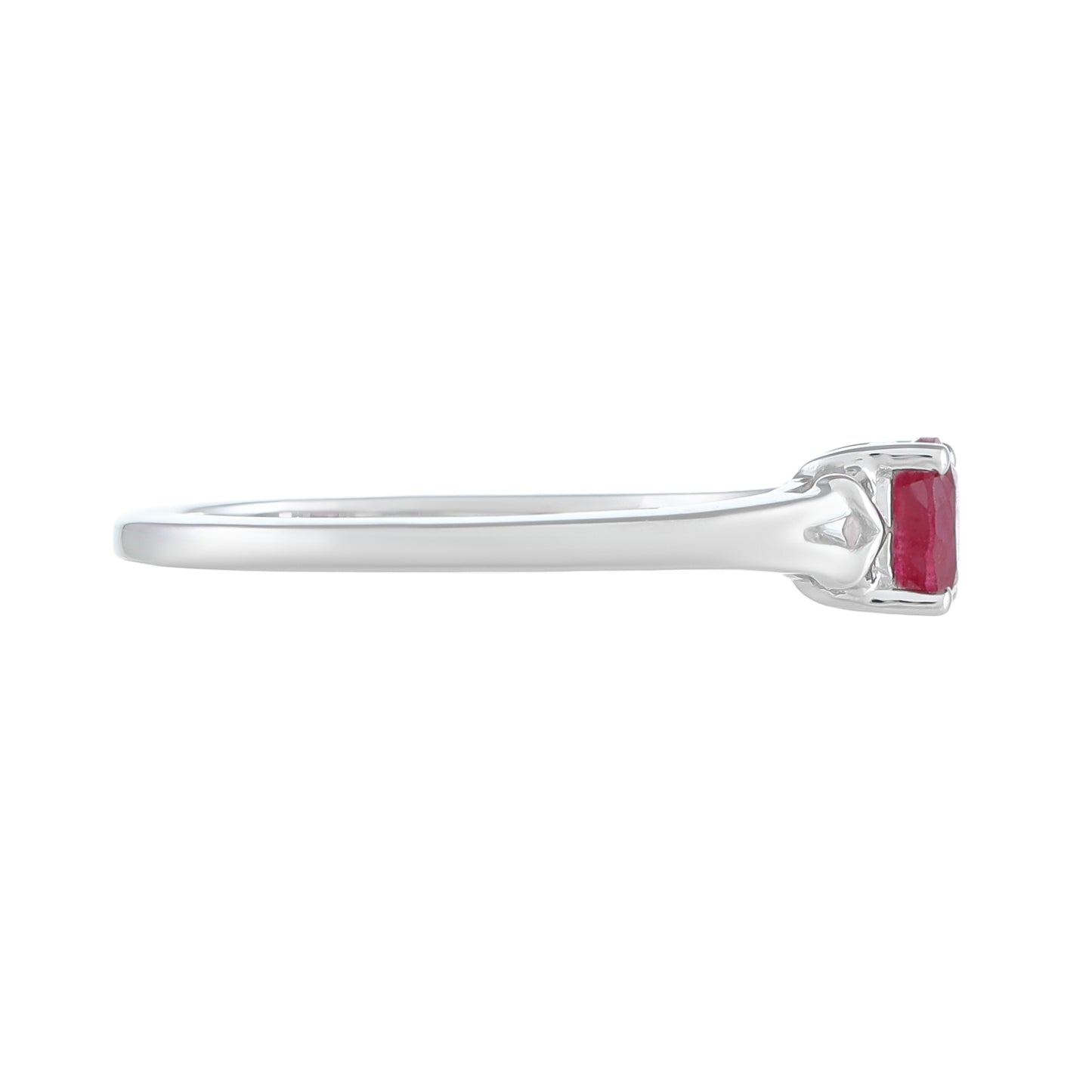 Anillo de Plata con Rubí de Tailandia