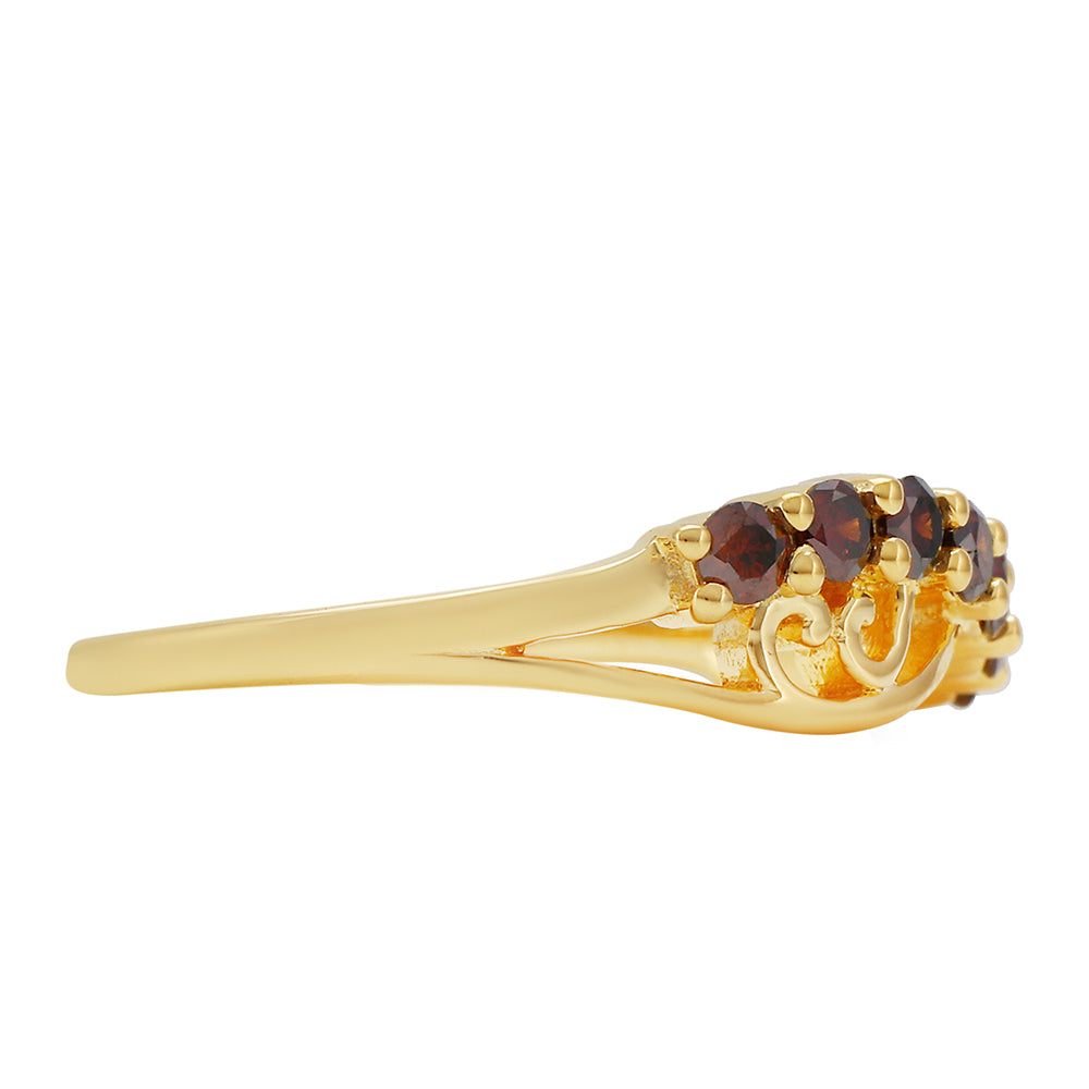 Anillo de Plata Bañada en Oro con Diamante Rojo 2 