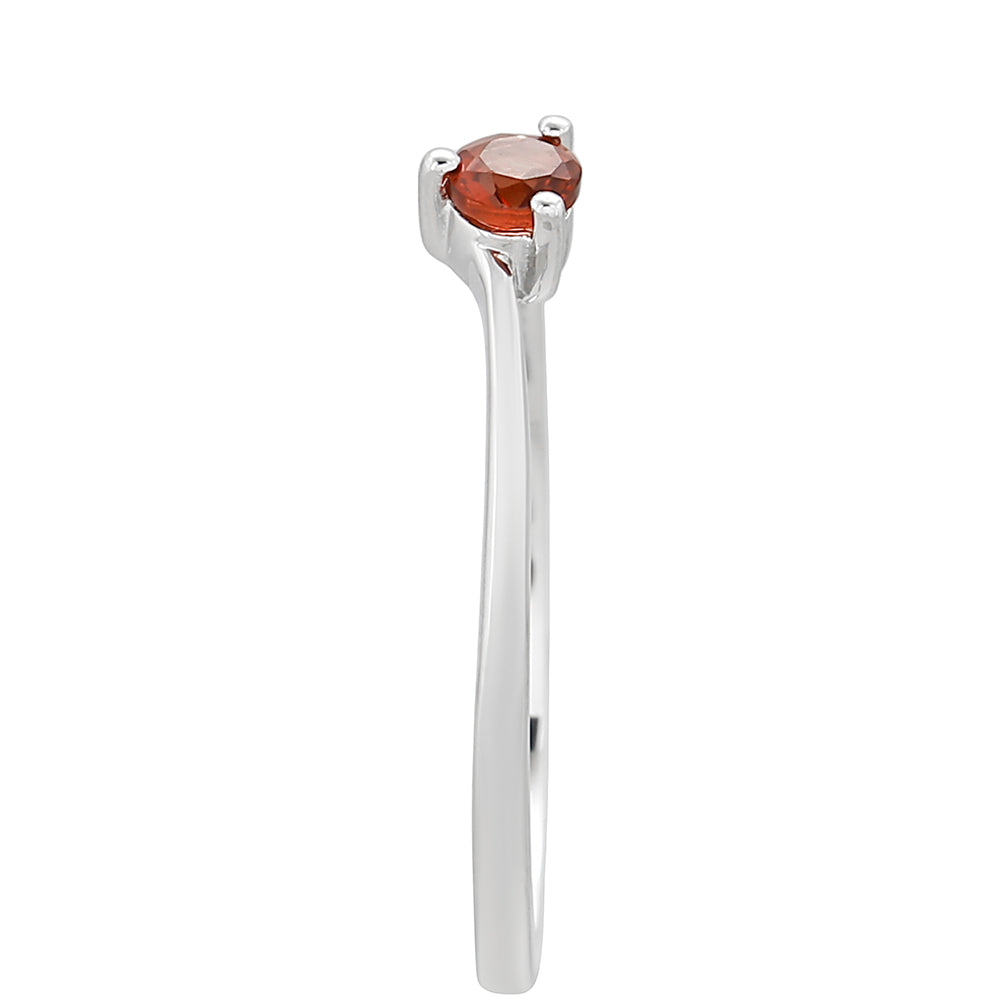 Anillo de Plata con Granate