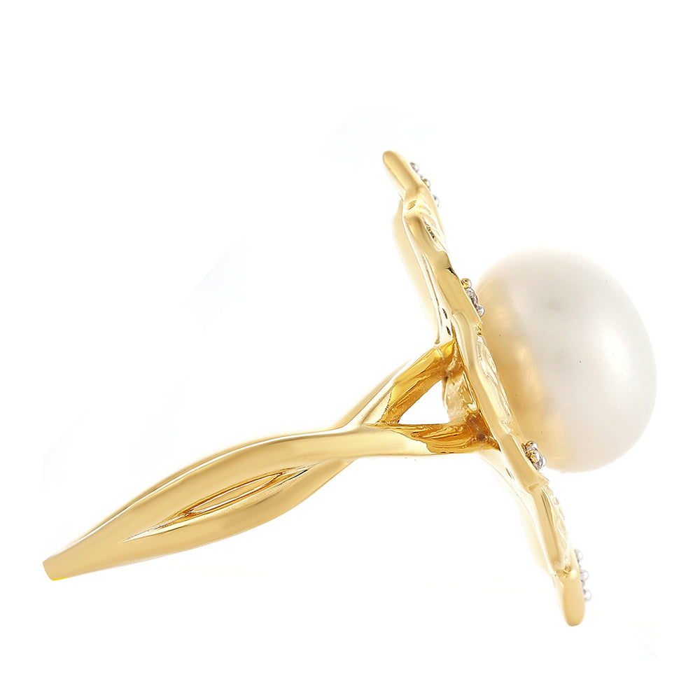Anillo de Plata Bañada en Oro con Perla Barroca Cultivada de Agua Dulce y Topacio Blanco