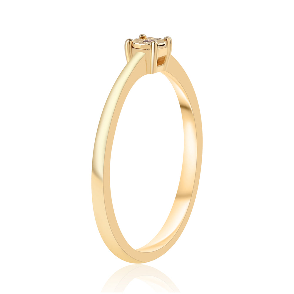 Anillo de Plata Bañada en Oro con Diamante Rojo 5 