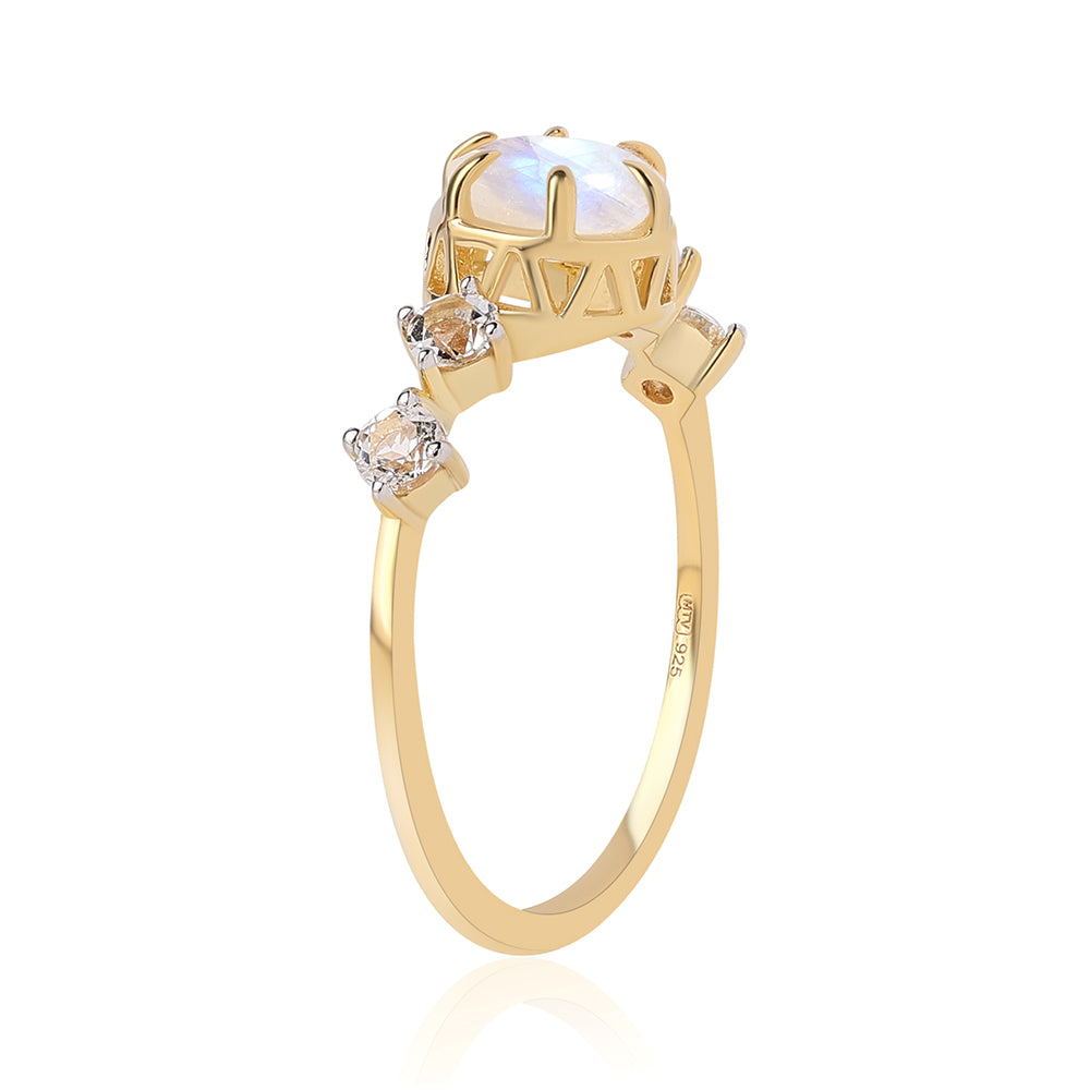 Anillo de Plata Bañada en Oro con Piedra de Luna de arcoiris AA y Topacio Blanco 2 