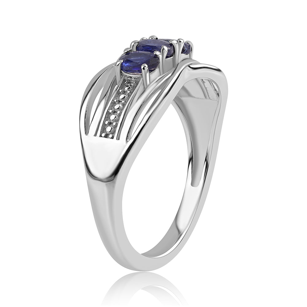 Anillo de Plata con Zafiro Azul Australiano