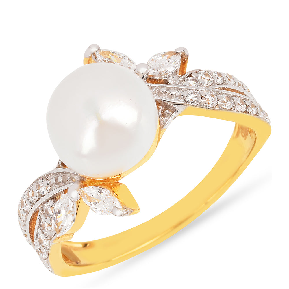 Anillo de Plata Bañada en Oro con Perla de Agua Dulce Crema y Zircón Blanco 1 