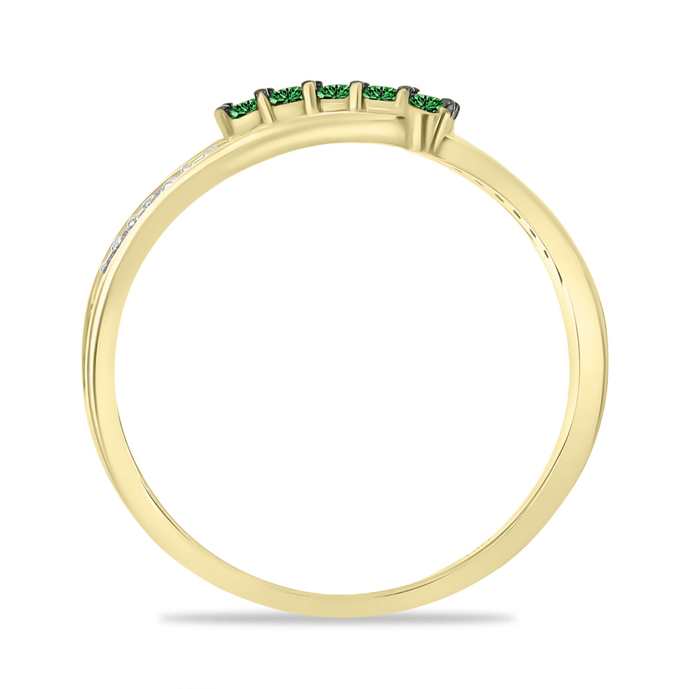 Anillo de Plata Bañada en Oro con Diamante Verde y Diamante blanco