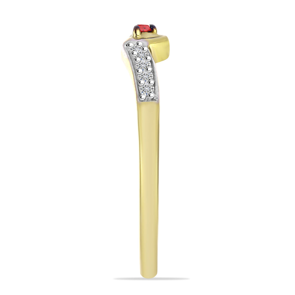 Anillo de Plata Bañada en Oro con Diamante Rojo y Zircón Blanco