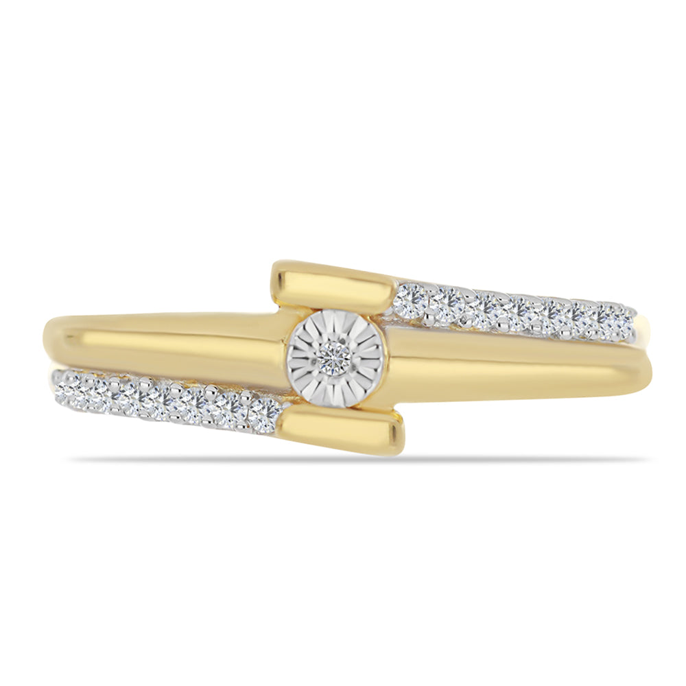 Anillo de Plata Bañada en Oro con Diamante blanco y Zircón Blanco