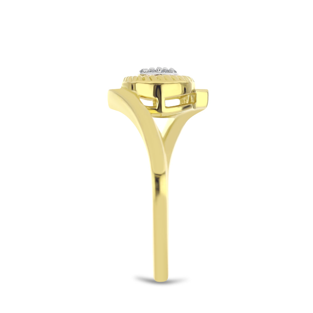 Anillo de Plata Bañada en Oro con Diamante blanco 4 