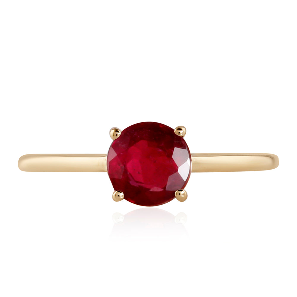 Anillo de Oro 9K con Rubí de Madagascar