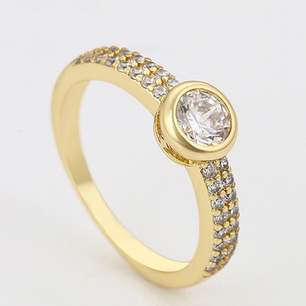 Anillo de Aleación Bañado en Oro con Cristal Emporia® Blanco 3 