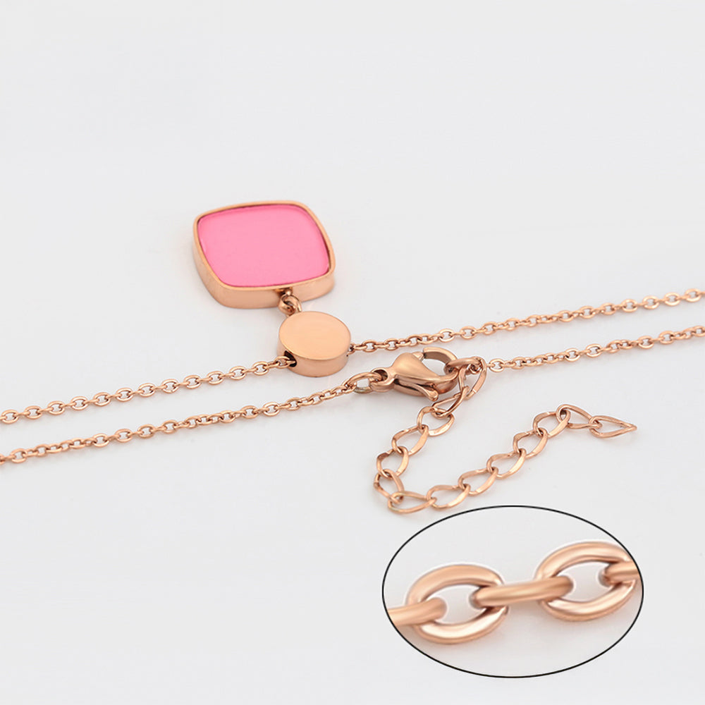 Collar de Aleación Bañado en Oro con Cristal Emporia® Rosa