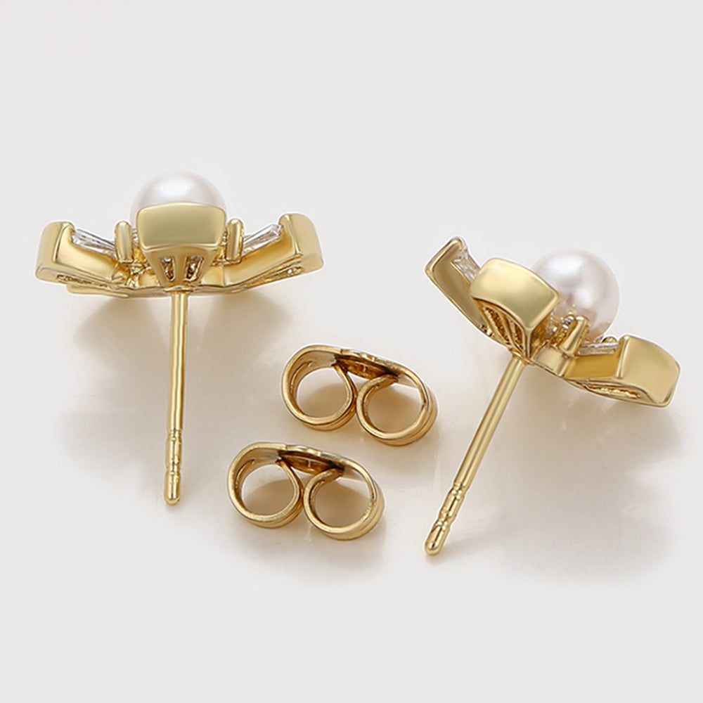 Pendientes de Aleación Bañado en Oro con Perla de cristal y Cristal Emporia® Blanco 6 