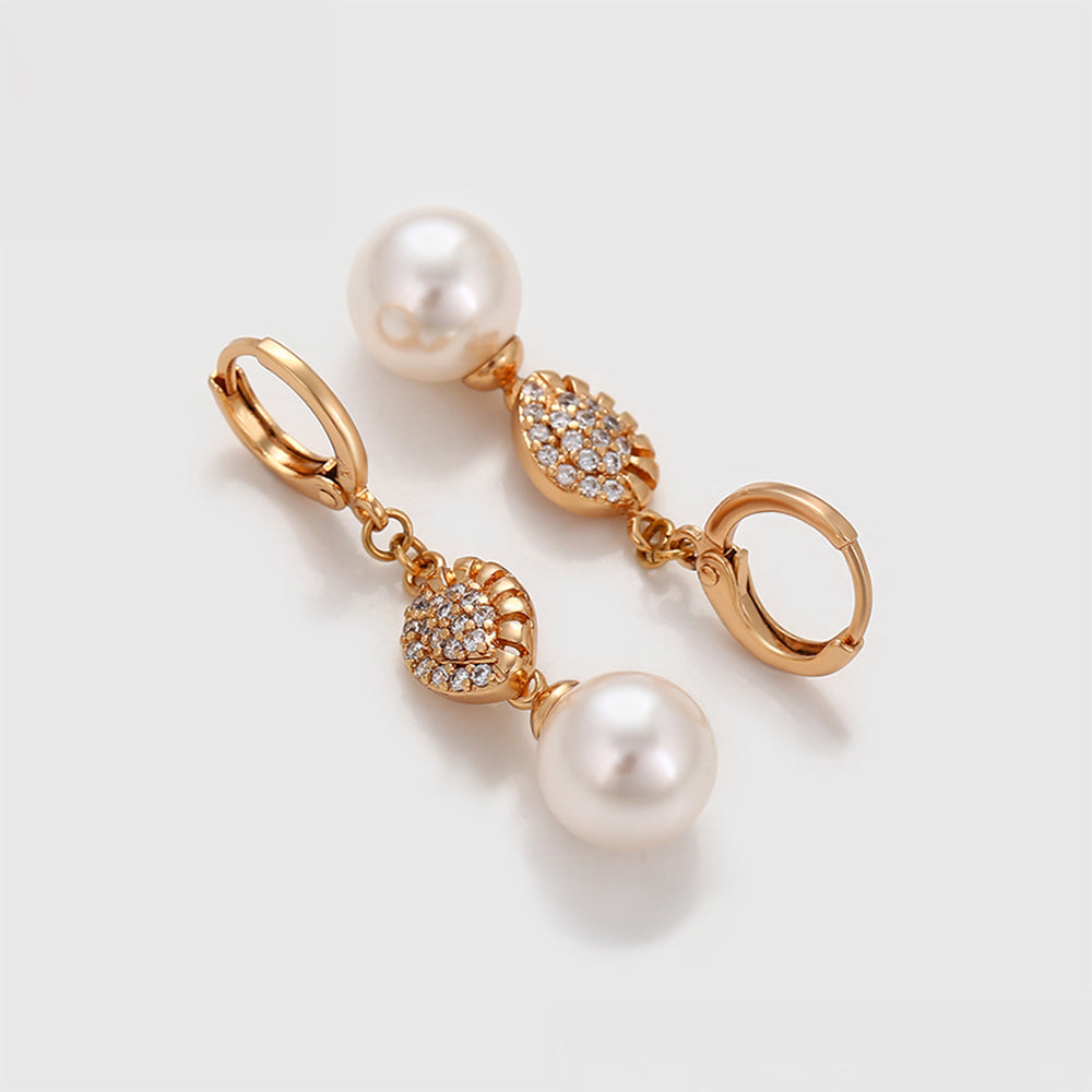 Pendientes de Aleación Bañado en Oro con Perla de cristal y Cristal Emporia® Blanco 5 
