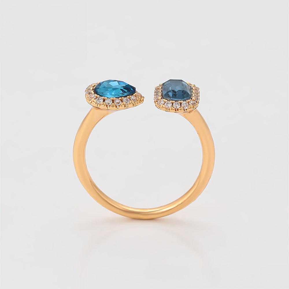 Anillo de Aleación Bañado en Oro con Cristal Emporia® Azul y Cristal Emporia® Blanco 3 