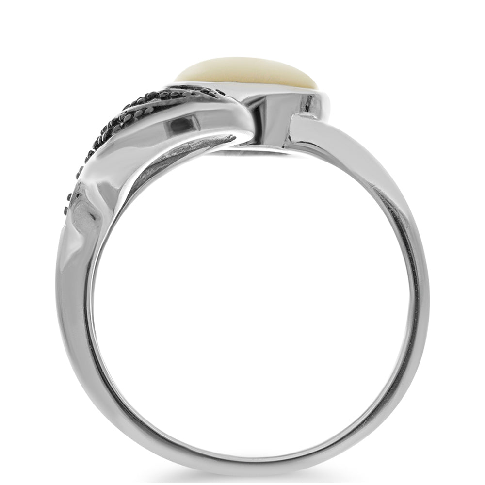 Anillo de Plata con Marcasita de Austria y Madreperla