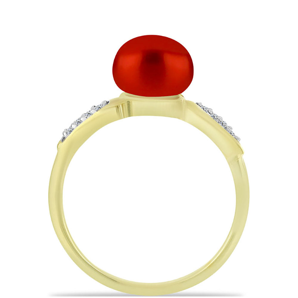 Anillo de Plata Bañada en Oro con Perla roja de río y Topacio Blanco