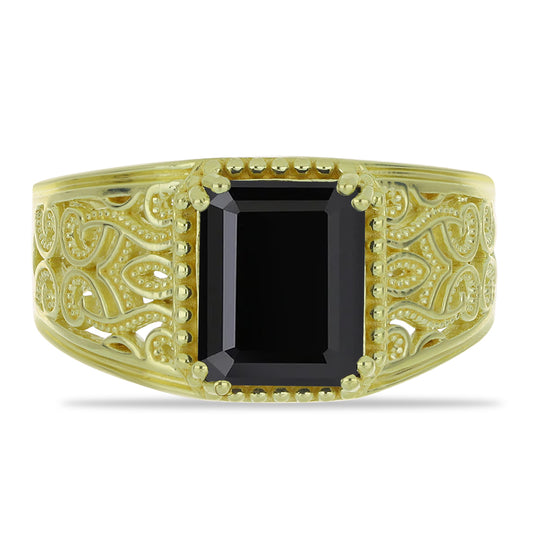 Anillo de Plata Bañada en Oro con Espinela Negra