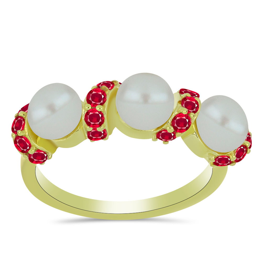Anillo de Plata Bañada en Oro con Perla de Agua Dulce y Rubí de Madagascar