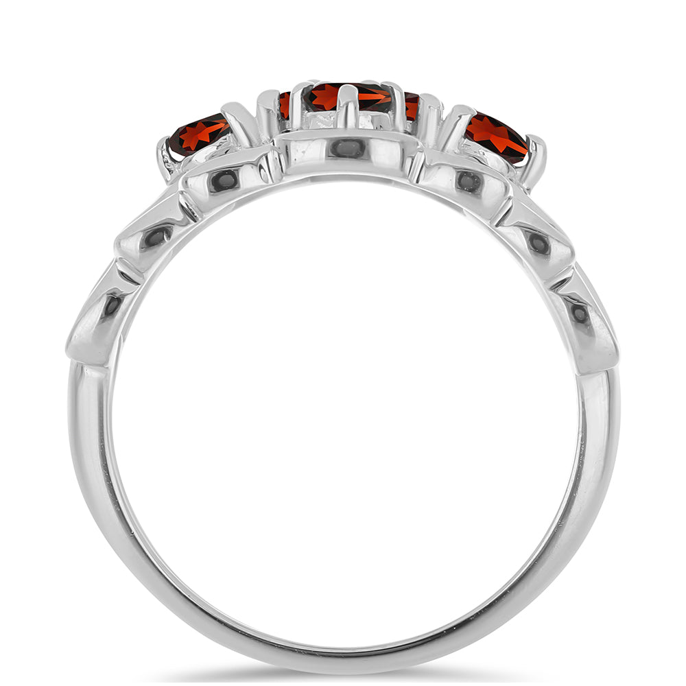 Anillo de Plata con Granate Barton