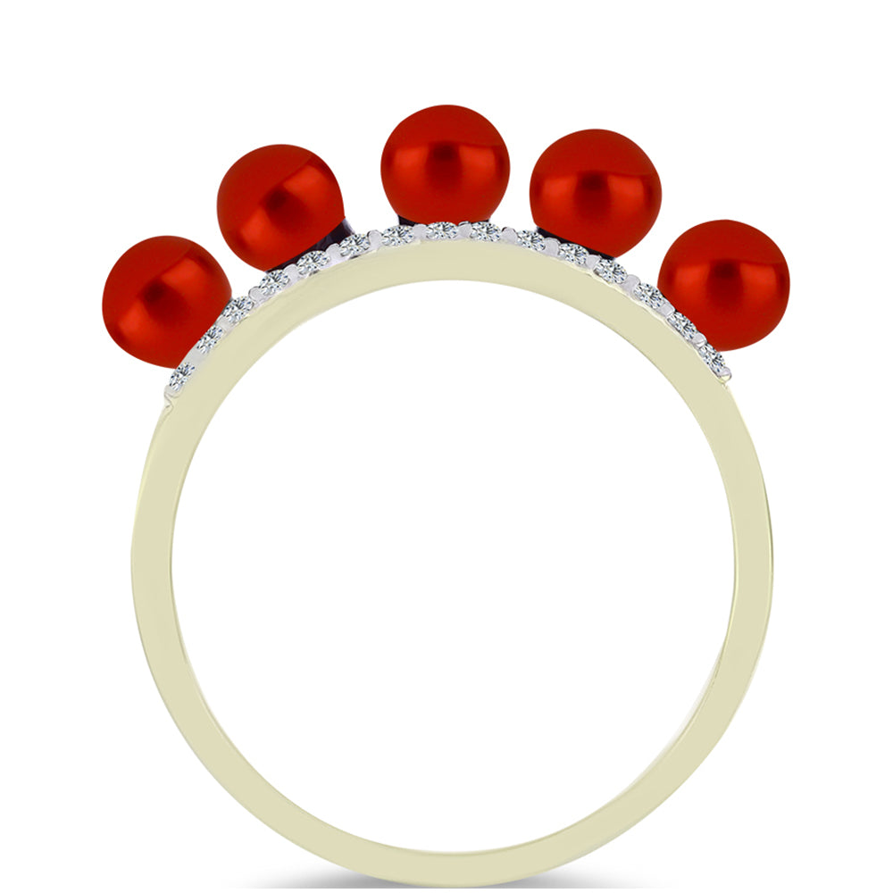 Anillo de Plata Bañada en Oro con Perla roja de río y Topacio Blanco