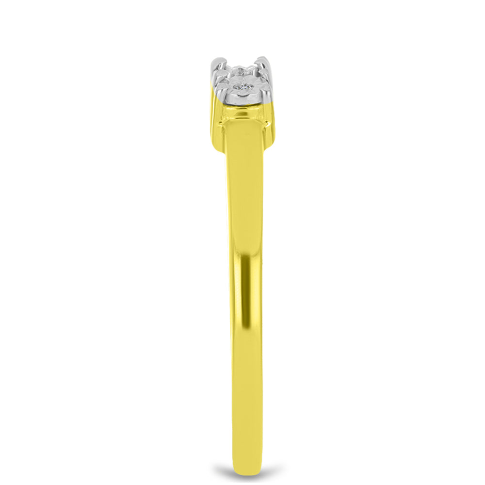 Anillo de Plata Bañada en Oro con Diamante blanco 4 