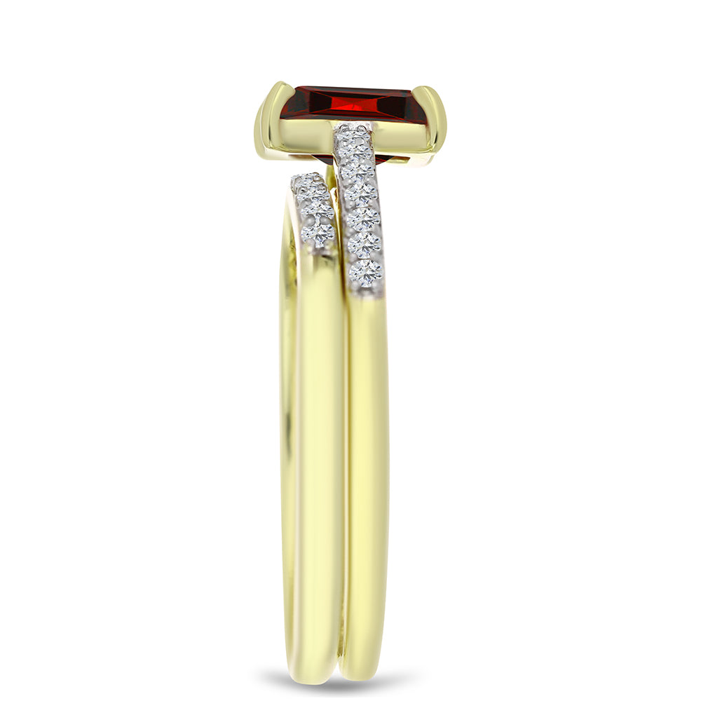 Conjunto de Plata Bañada en Oro con Majestuosa moisanita roja y Topacio Blanco ( Anillo )