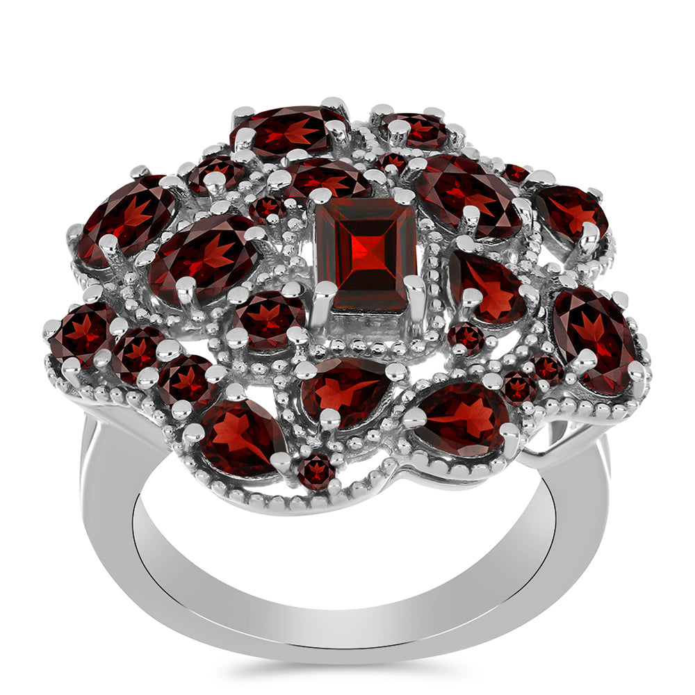 Anillo de Plata con Granate Barton