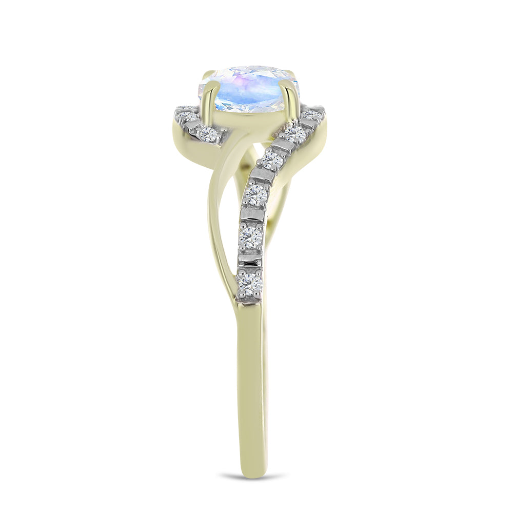Anillo de Plata Bañada en Oro con Piedra Lunar Arco Iris y Topacio Blanco