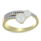 Anillo de Plata Bañada en Oro con Perla blanca de agua dulce y Topacio Blanco