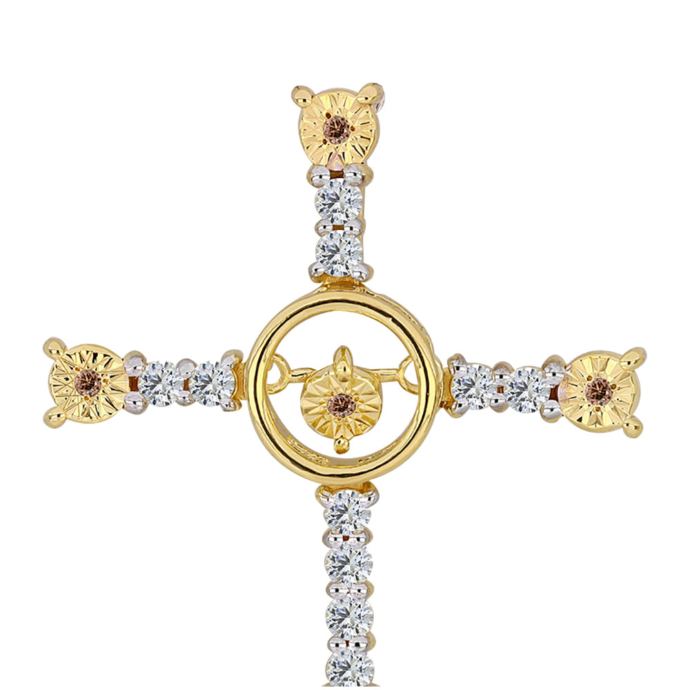 Cruz Colgante de Plata Bañada en Oro con Diamante Cognac y Topacio Blanco