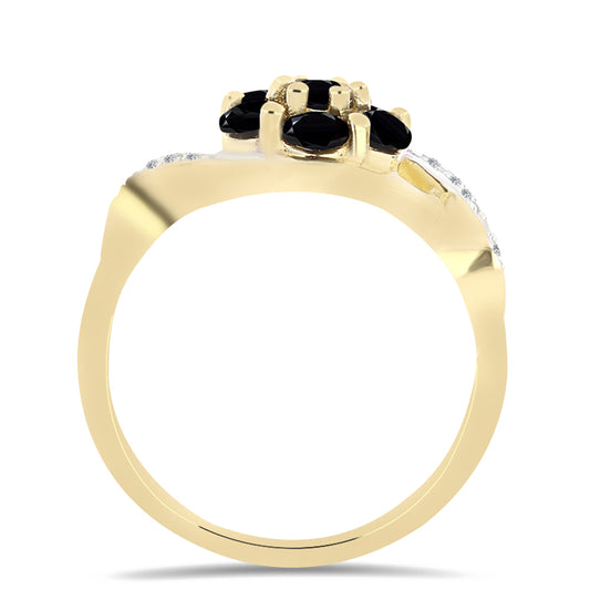 Anillo de Plata Bañada en Oro con Ónix Negro y Topacio Blanco