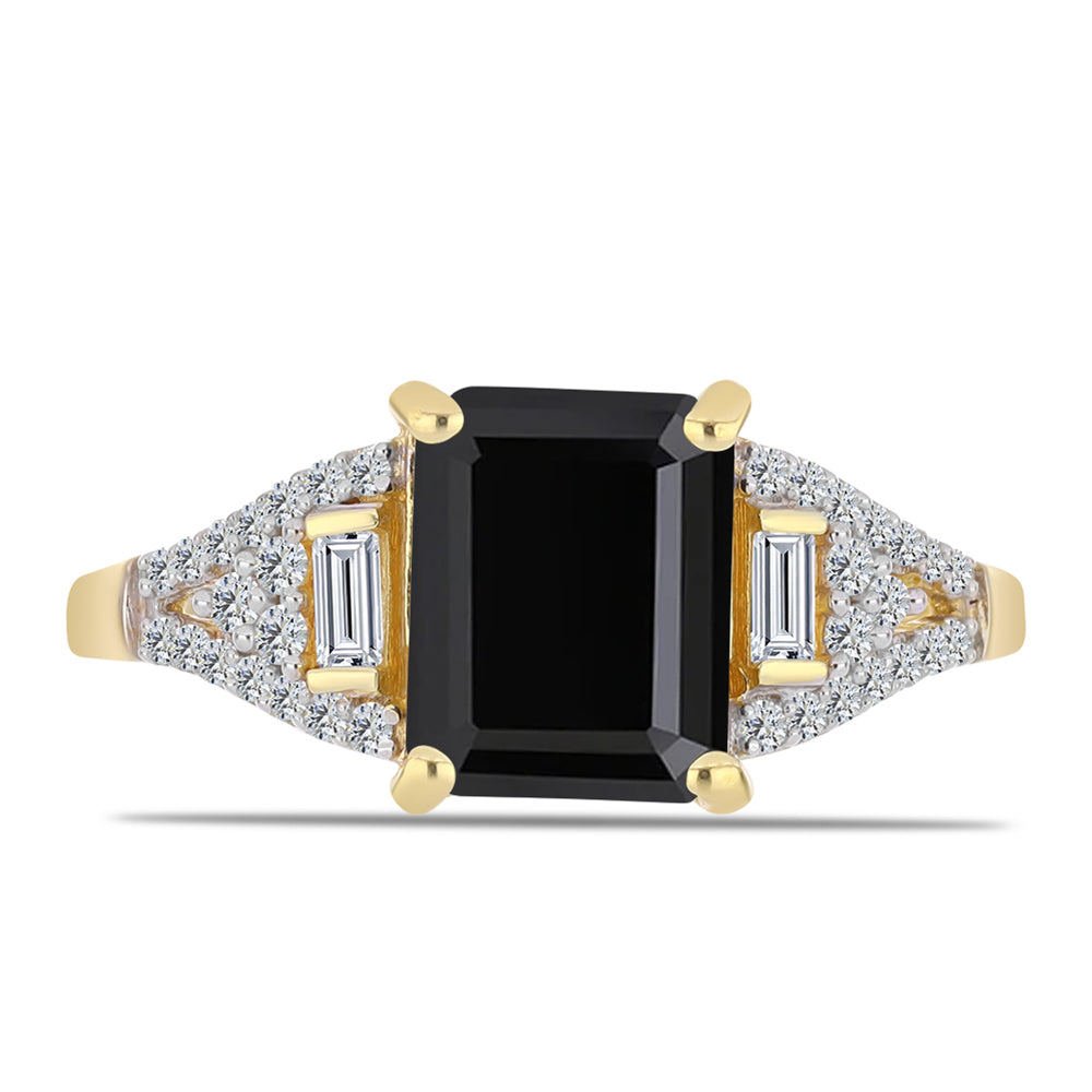 Anillo de Plata Bañada en Oro con Ónix Negro y Zircón Blanco