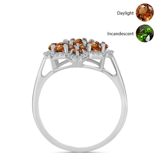 Anillo de Plata con Zultanita de Anatolia certificado y cultivado en laboratorio y Topacio Blanco