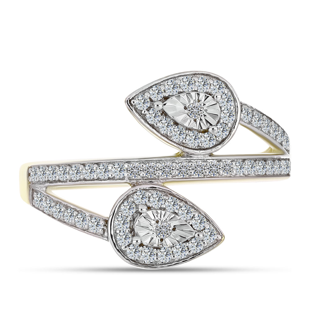 Anillo de Plata Bañada en Oro con Diamante blanco y Topacio Blanco